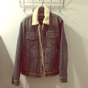 Gap denim jacket fleece lining